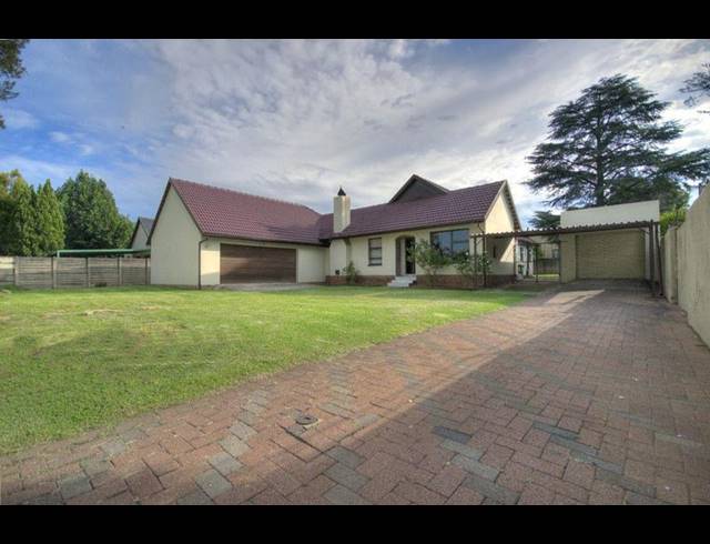 3 BEDROOM HOUSE FOR SALE IN BRACKENDOWNS
